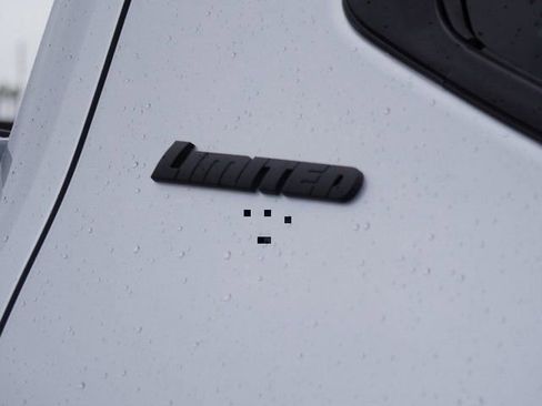 New 2025 Toyota Tundra Limited image 7