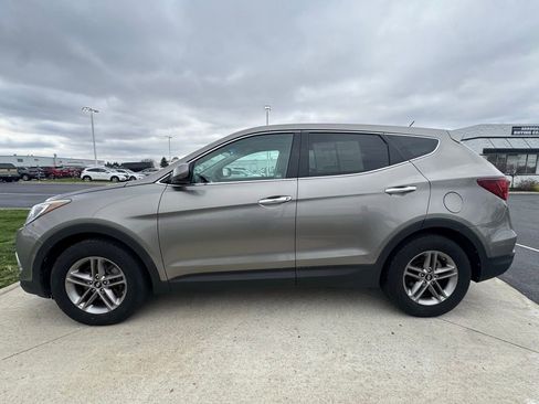 Used 2018 Hyundai Santa Fe Sport image 4
