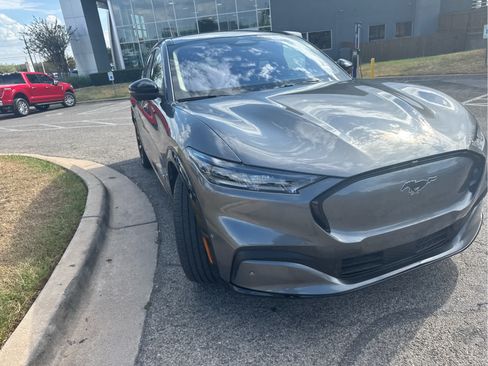 Used 2023 Ford Mustang Mach-E Premium RWD image 4