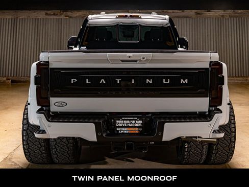 Used 2026 Ford F350 Platinum w/ Platinum Plus Package image 7