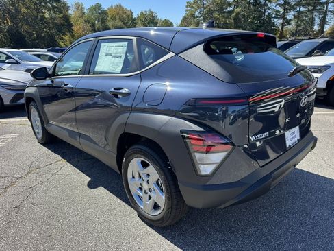 Certified 2026 Hyundai Kona SE image 5