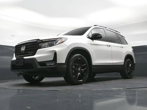 Used 2024 Honda Passport Black Edition image 26