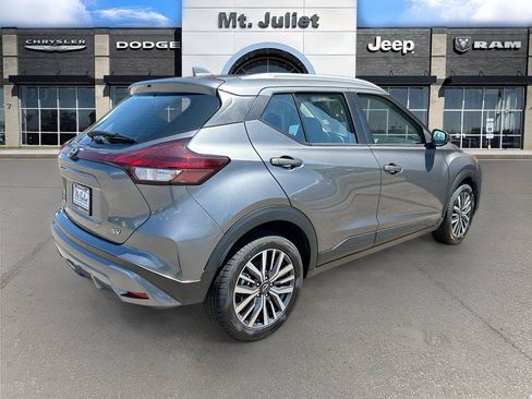 Used 2024 Nissan Kicks SV FWD image 4
