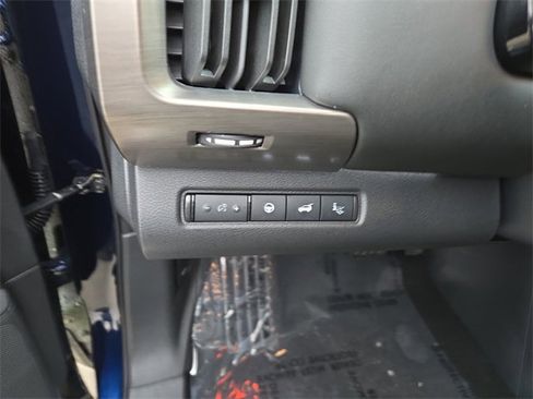 Certified 2024 Nissan Pathfinder Platinum w/ Cargo Package image 19