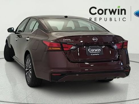 Used 2025 Nissan Altima 2.5 SV AWD/4WD image 4