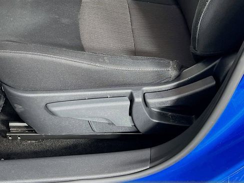 Used 2025 Nissan Sentra SV FWD image 11