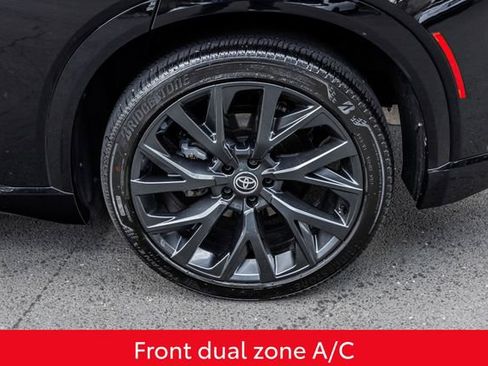 Used 2025 Toyota Crown Signia w/ Advanced Technology Package AWD/4WD image 16