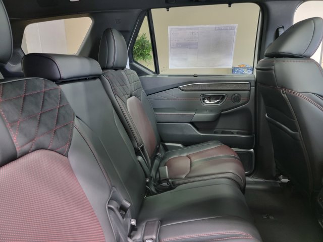 New 2026 Honda Pilot Black Edition image 14