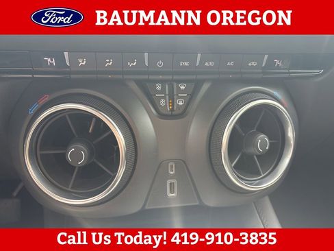 Used 2021 Chevrolet Blazer LT FWD image 15