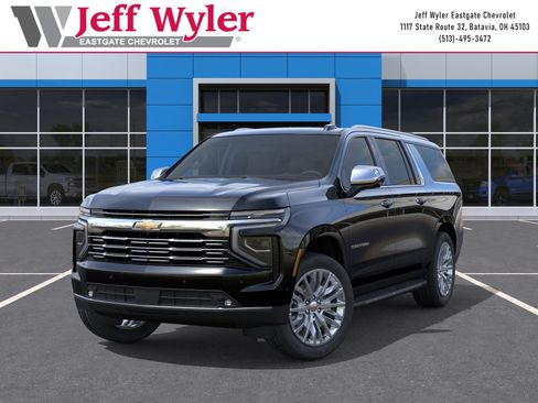 New 2026 Chevrolet Suburban Premier w/ Sun And Tow Package AWD/4WD image 7
