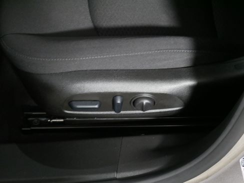Used 2022 Chevrolet Malibu LT FWD image 20