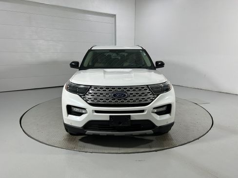 Used 2020 Ford Explorer Limited AWD/4WD image 16