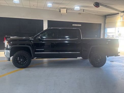 Used 2018 GMC Sierra 1500 SLT AWD/4WD image 5