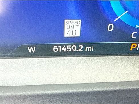 Used 2022 Ford Explorer ST image 14