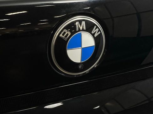 Used 2025 BMW 740i RWD image 11
