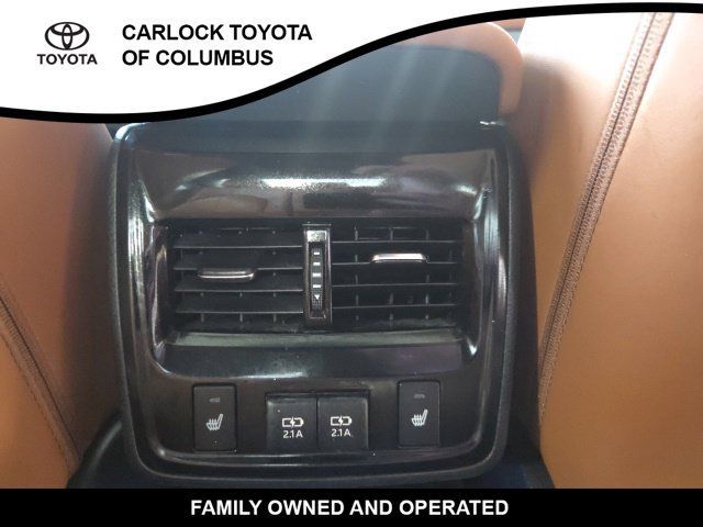 Used 2020 Toyota Avalon Limited w/ Advanced Safety Package FWD image 20