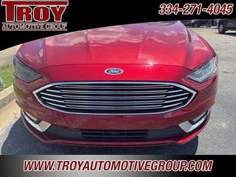 Used 2017 Ford Fusion SE w/ Equipment Group 201A image 9