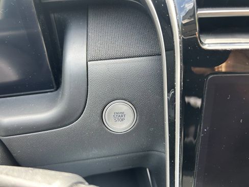 Used 2023 Hyundai Tucson Limited w/ Winter Package AWD/4WD image 30