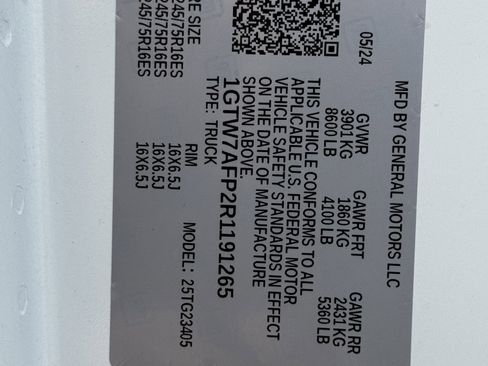 Used 2024 GMC Savana 2500 RWD 2500 135 w/ Driver Convenience Package image 30