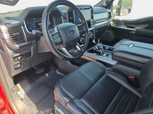 Used 2025 Ford F150 Platinum w/ FX4 Off-Road Package AWD/4WD image 16
