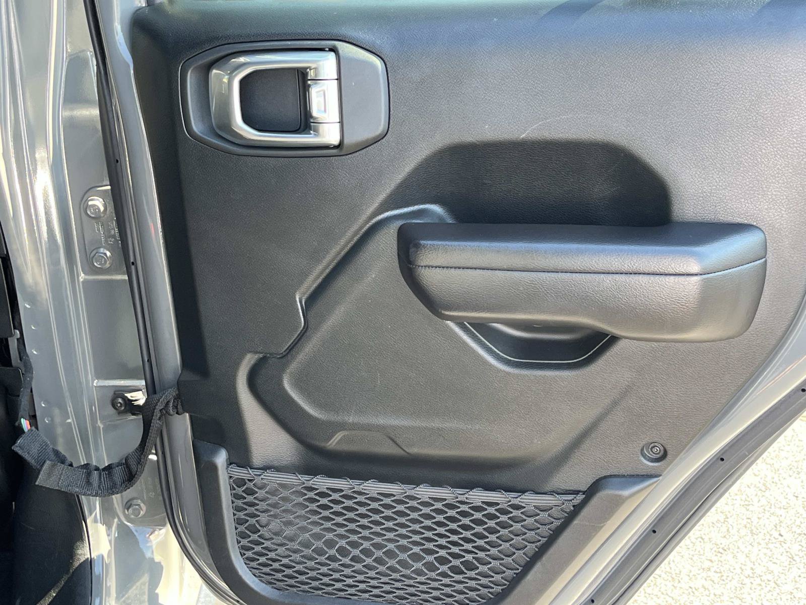 Used 2021 Jeep Wrangler Unlimited Rubicon AWD/4WD image 20