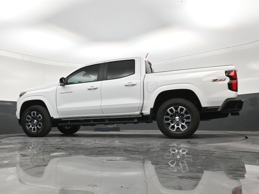 Used 2026 Chevrolet Colorado Z71 AWD/4WD image 21