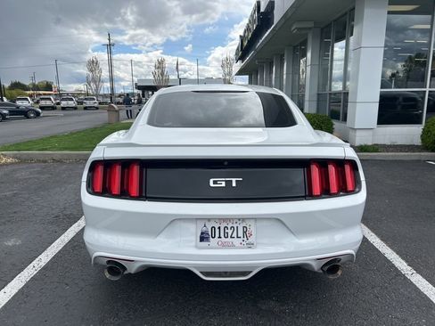 Used 2017 Ford Mustang GT image 7