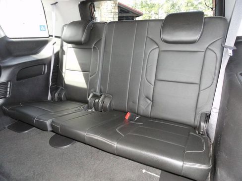 Used 2017 Chevrolet Tahoe LT image 13