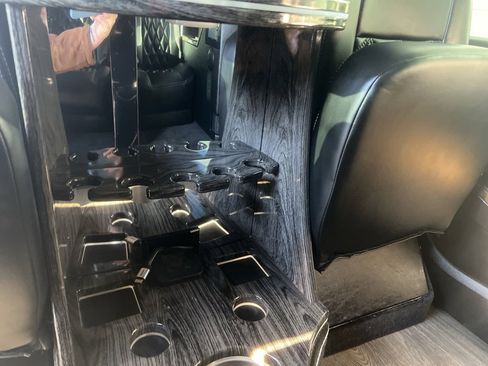 Used 2019 GMC Yukon XL Denali image 22