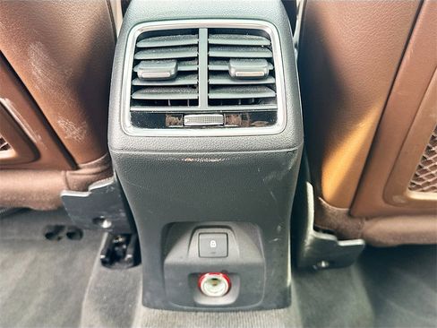 Used 2017 Audi Q3 2.0T Premium image 25