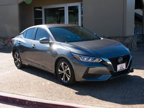 Used 2022 Nissan Sentra SV image 6