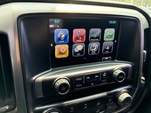 Used 2019 Chevrolet Silverado 1500 LT AWD/4WD image 25