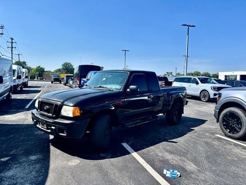 Used 2004 Ford Ranger XLT AWD/4WD image 3