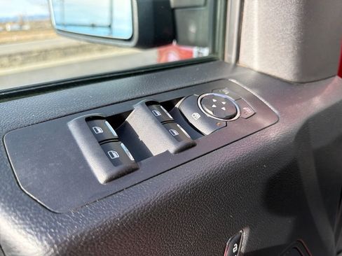 Used 2015 Ford F150 XLT w/ Equipment Group 302A Luxury image 11