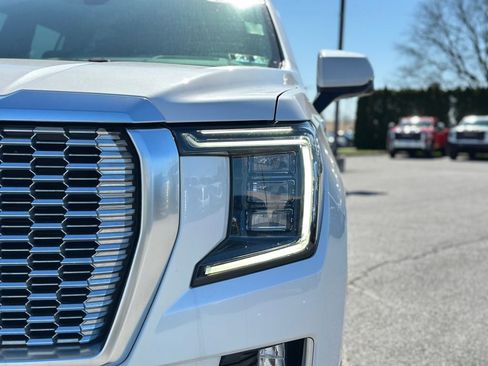 Used 2021 GMC Yukon Denali w/ Denali Premium Package image 42
