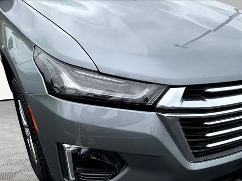 Used 2023 Chevrolet Traverse LT FWD image 30