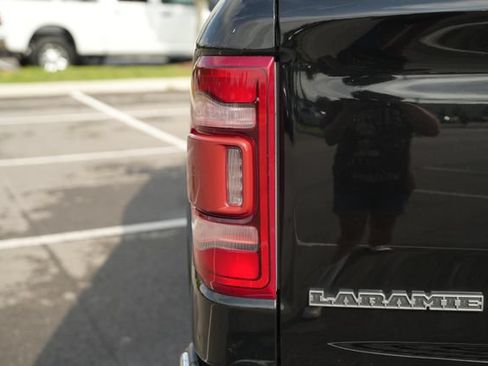 Used 2022 RAM 1500 Laramie AWD/4WD image 43