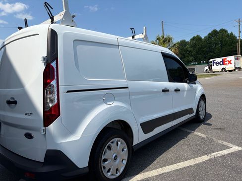 Used 2018 Ford Transit Connect XLT FWD image 26