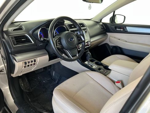 Used 2019 Subaru Outback 2.5i Premium AWD/4WD image 19