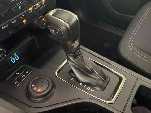 Used 2019 Ford Ranger XLT w/ Equipment Group 302A Luxury AWD/4WD image 15
