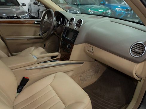 Used 2008 Mercedes-Benz ML 350 4MATIC image 27