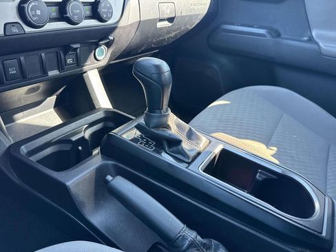 Used 2022 Toyota Tacoma 2WD Double Cab image 39