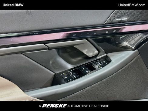 New 2027 BMW 530i RWD image 3