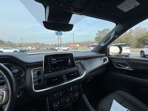 Certified 2024 Chevrolet Tahoe High Country w/ Advanced Technology Package image 12