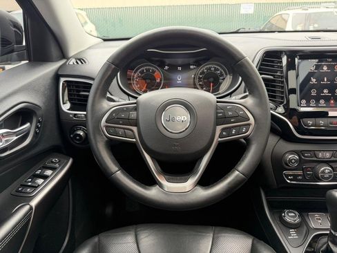 Used 2019 Jeep Cherokee Limited w/ Technology Group image 27