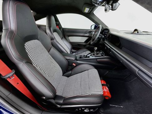 Certified 2022 Porsche 911 GT3 RWD image 28
