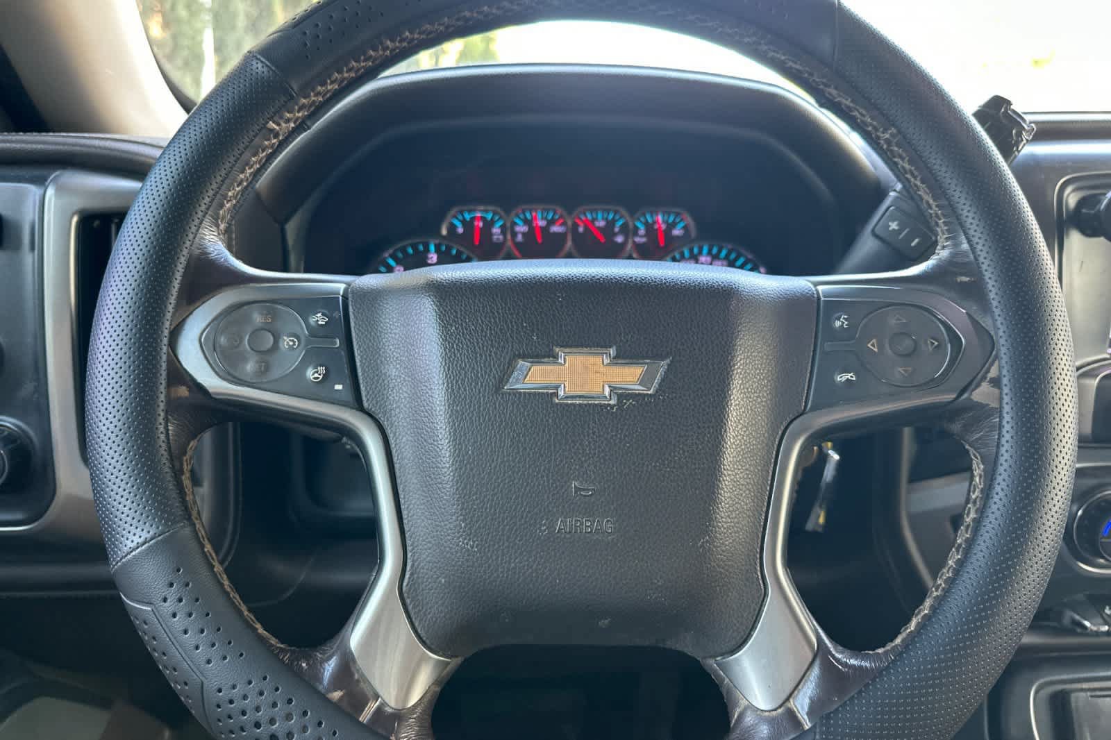 Used 2018 Chevrolet Silverado 1500 LTZ Z71 w/ LTZ Plus Package AWD/4WD image 24