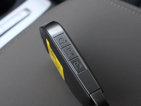 New 2026 Kia Carnival LXS image 14