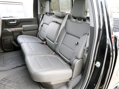 Used 2022 Chevrolet Silverado 2500 LTZ w/ LTZ Plus Package image 22