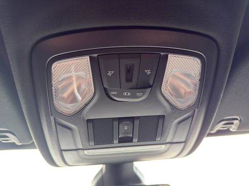 Used 2022 RAM 1500 Big Horn image 24